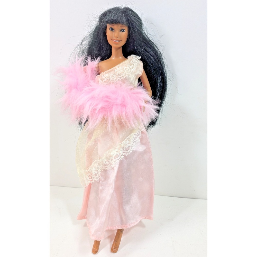 Disney Barbie Doll Pocahontas Nakoma Native American Black Hair 1966 Mattel Vtg